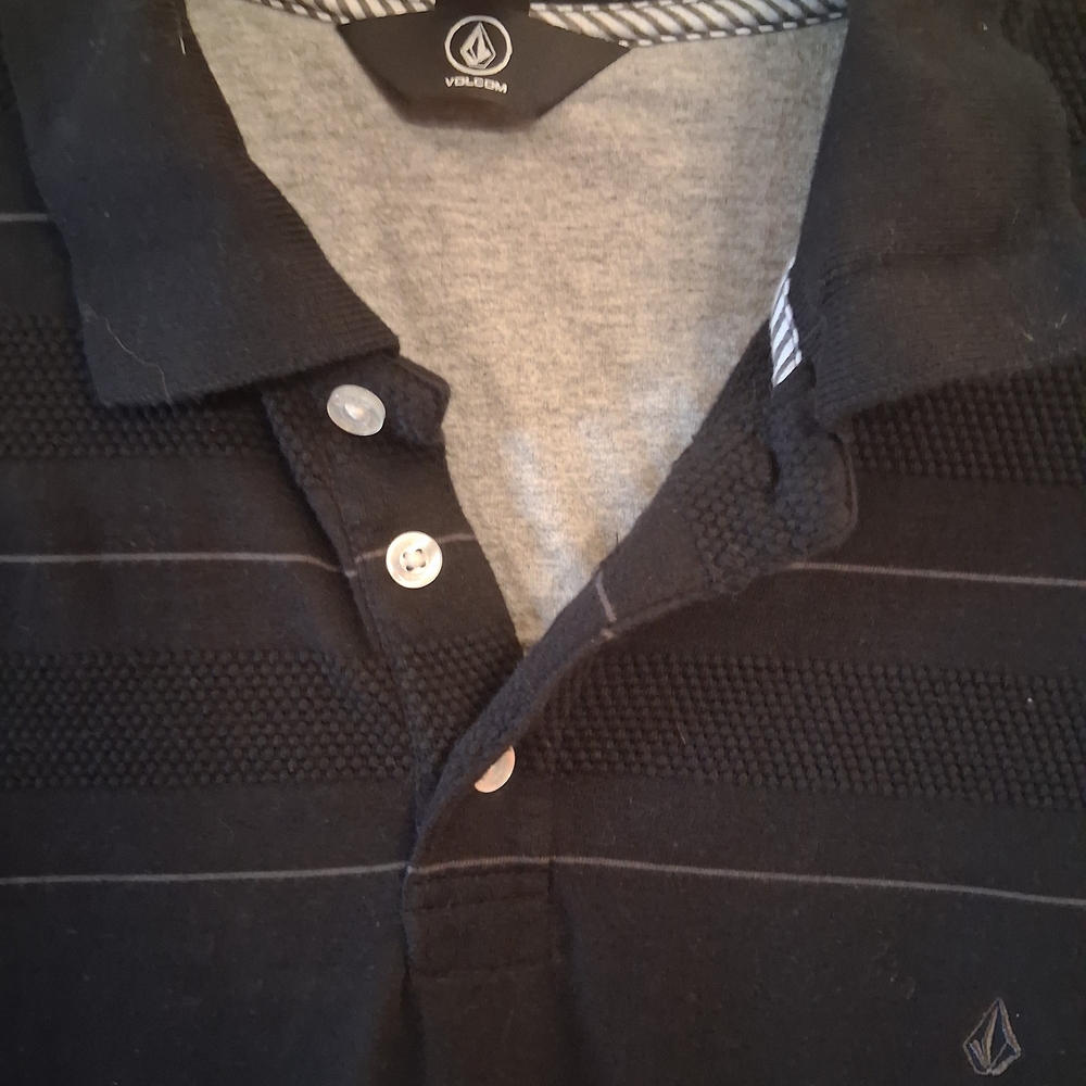 Volcom Men's Striped Polo Shirt- Black and Grey Striped With Teal Accent SizeXXL - Picture 2 of 7